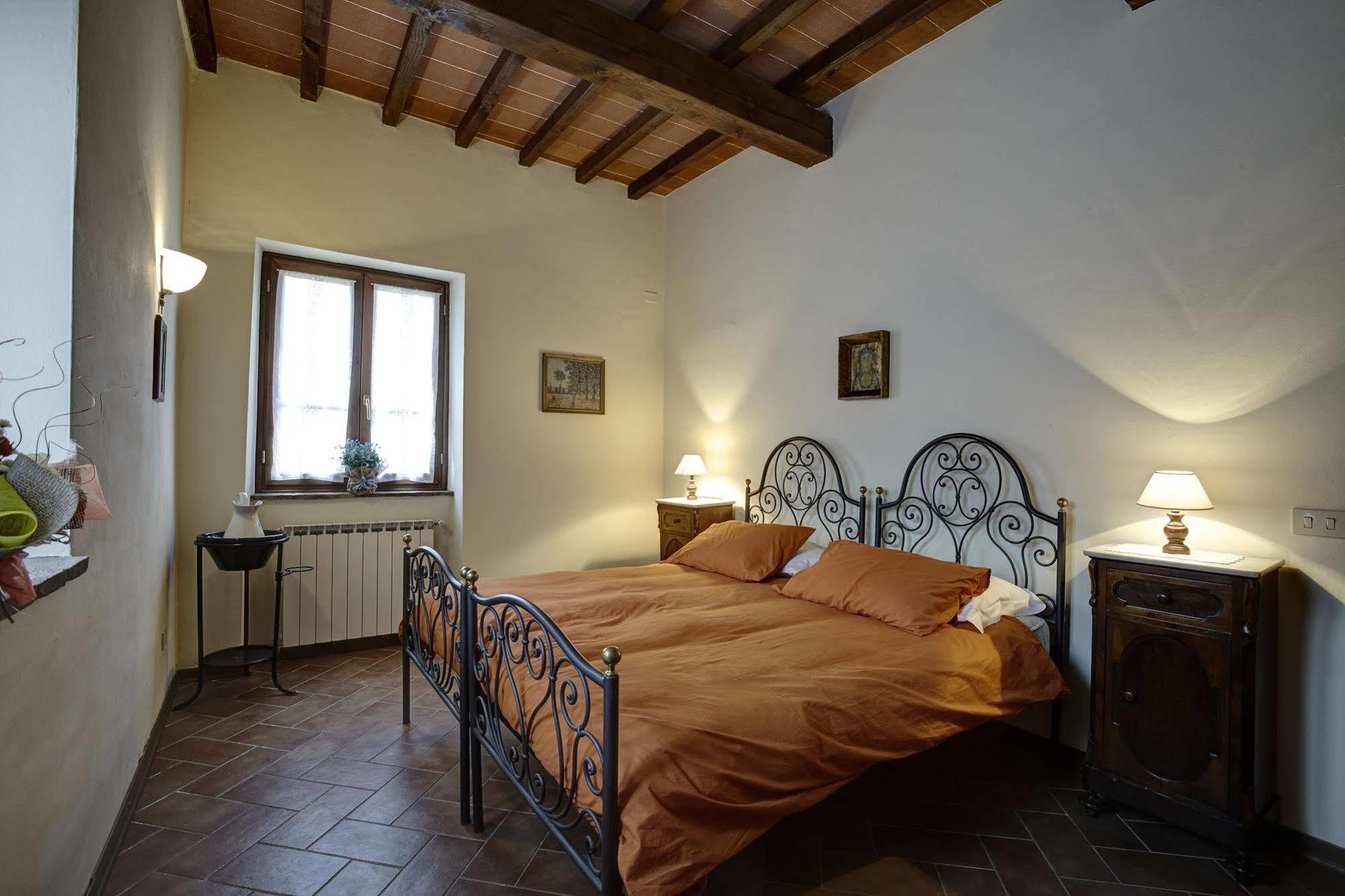 Palazzo Gatteschi Apartment Poppi Luaran gambar